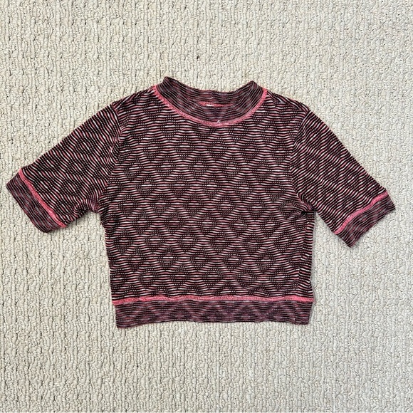 Intimately free people pink knit crop top size XS - Picture 2 of 3